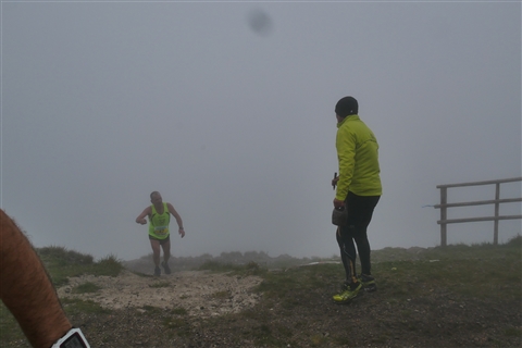 TRAIL di PIZZO San Michele N°3157 FOTO scattate a raffica in VETTA da Peppe Dalessio con nebbia e gran freddo - foto 894