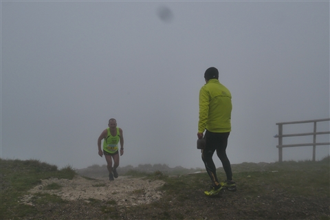 TRAIL di PIZZO San Michele N°3157 FOTO scattate a raffica in VETTA da Peppe Dalessio con nebbia e gran freddo - foto 903