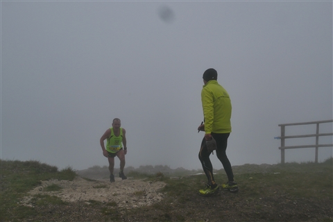TRAIL di PIZZO San Michele N°3157 FOTO scattate a raffica in VETTA da Peppe Dalessio con nebbia e gran freddo - foto 904