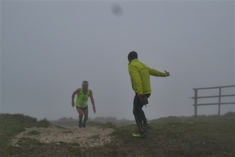 TRAIL di PIZZO San Michele N°3157 FOTO scattate a raffica in VETTA da Peppe Dalessio con nebbia e gran freddo - foto 907