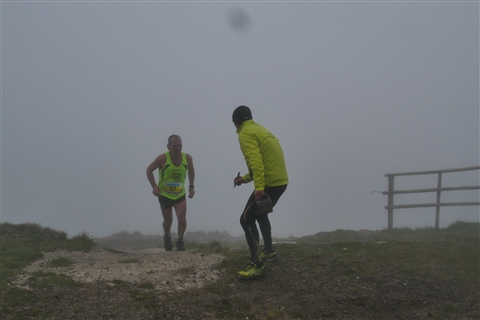 TRAIL di PIZZO San Michele N°3157 FOTO scattate a raffica in VETTA da Peppe Dalessio con nebbia e gran freddo - foto 912