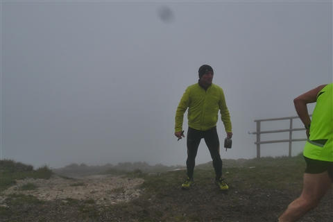 TRAIL di PIZZO San Michele N°3157 FOTO scattate a raffica in VETTA da Peppe Dalessio con nebbia e gran freddo - foto 936