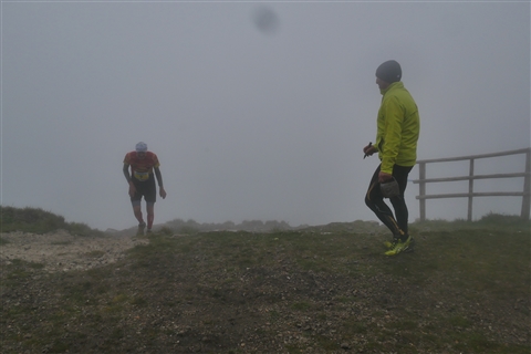 TRAIL di PIZZO San Michele N°3157 FOTO scattate a raffica in VETTA da Peppe Dalessio con nebbia e gran freddo - foto 942