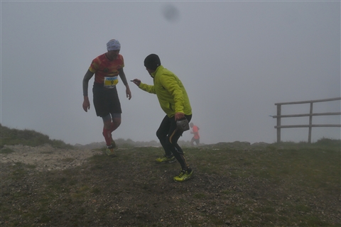 TRAIL di PIZZO San Michele N°3157 FOTO scattate a raffica in VETTA da Peppe Dalessio con nebbia e gran freddo - foto 962