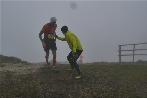 TRAIL di PIZZO San Michele N°3157 FOTO scattate a raffica in VETTA da Peppe Dalessio con nebbia e gran freddo - foto 964