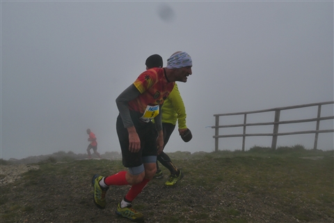 TRAIL di PIZZO San Michele N°3157 FOTO scattate a raffica in VETTA da Peppe Dalessio con nebbia e gran freddo - foto 973