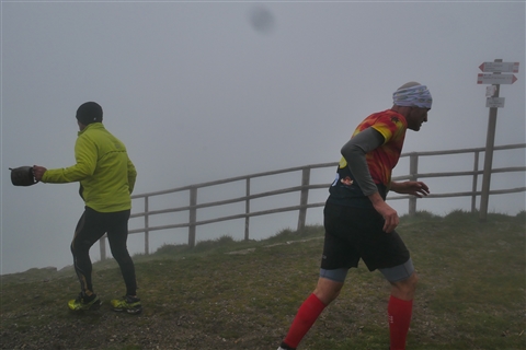 TRAIL di PIZZO San Michele N°3157 FOTO scattate a raffica in VETTA da Peppe Dalessio con nebbia e gran freddo - foto 980