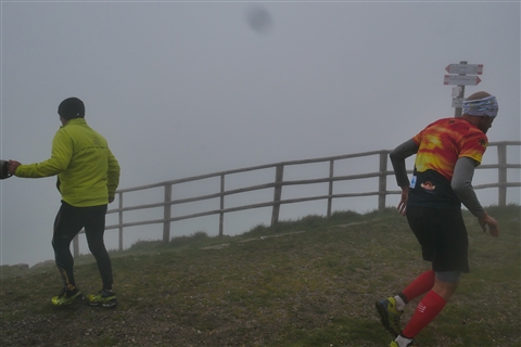 TRAIL di PIZZO San Michele N°3157 FOTO scattate a raffica in VETTA da Peppe Dalessio con nebbia e gran freddo - foto 982
