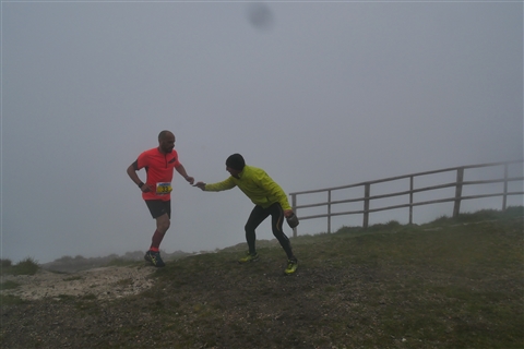 TRAIL di PIZZO San Michele N°3157 FOTO scattate a raffica in VETTA da Peppe Dalessio con nebbia e gran freddo - foto 987