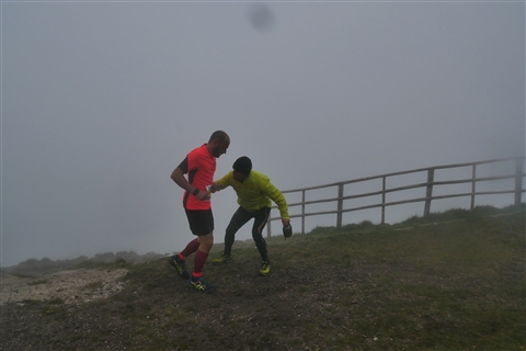 TRAIL di PIZZO San Michele N°3157 FOTO scattate a raffica in VETTA da Peppe Dalessio con nebbia e gran freddo - foto 993