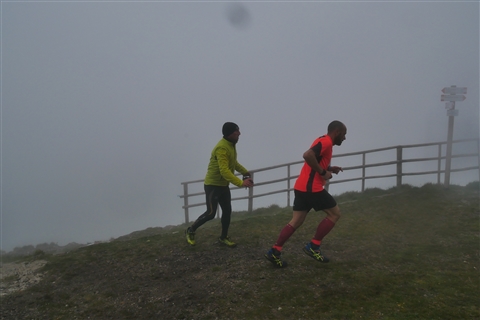 TRAIL di PIZZO San Michele N°3157 FOTO scattate a raffica in VETTA da Peppe Dalessio con nebbia e gran freddo - foto 1002