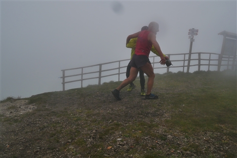 TRAIL di PIZZO San Michele N°3157 FOTO scattate a raffica in VETTA da Peppe Dalessio con nebbia e gran freddo - foto 1076