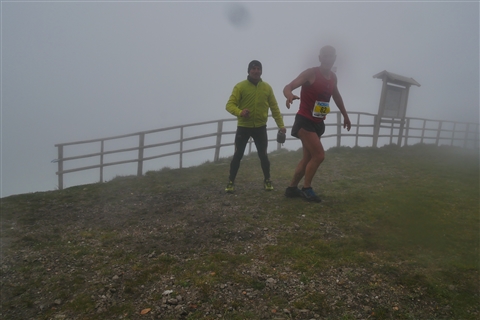 TRAIL di PIZZO San Michele N°3157 FOTO scattate a raffica in VETTA da Peppe Dalessio con nebbia e gran freddo - foto 1081