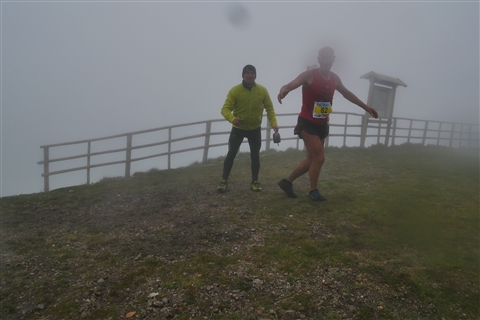 TRAIL di PIZZO San Michele N°3157 FOTO scattate a raffica in VETTA da Peppe Dalessio con nebbia e gran freddo - foto 1082