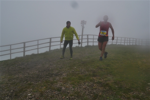 TRAIL di PIZZO San Michele N°3157 FOTO scattate a raffica in VETTA da Peppe Dalessio con nebbia e gran freddo - foto 1088