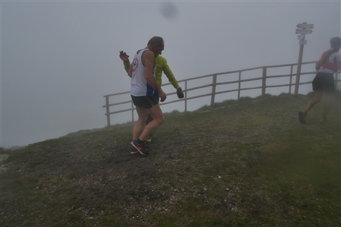 TRAIL di PIZZO San Michele N°3157 FOTO scattate a raffica in VETTA da Peppe Dalessio con nebbia e gran freddo - foto 1140