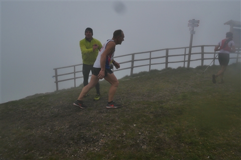 TRAIL di PIZZO San Michele N°3157 FOTO scattate a raffica in VETTA da Peppe Dalessio con nebbia e gran freddo - foto 1143