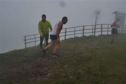 TRAIL di PIZZO San Michele N°3157 FOTO scattate a raffica in VETTA da Peppe Dalessio con nebbia e gran freddo - foto 1144