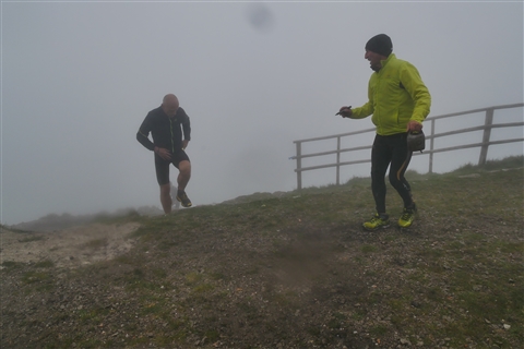 TRAIL di PIZZO San Michele N°3157 FOTO scattate a raffica in VETTA da Peppe Dalessio con nebbia e gran freddo - foto 1163