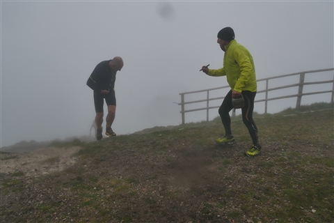 TRAIL di PIZZO San Michele N°3157 FOTO scattate a raffica in VETTA da Peppe Dalessio con nebbia e gran freddo - foto 1167