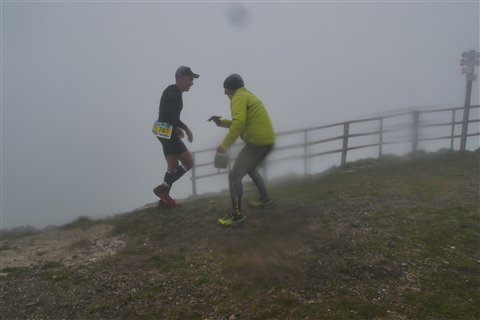 TRAIL di PIZZO San Michele N°3157 FOTO scattate a raffica in VETTA da Peppe Dalessio con nebbia e gran freddo - foto 1204