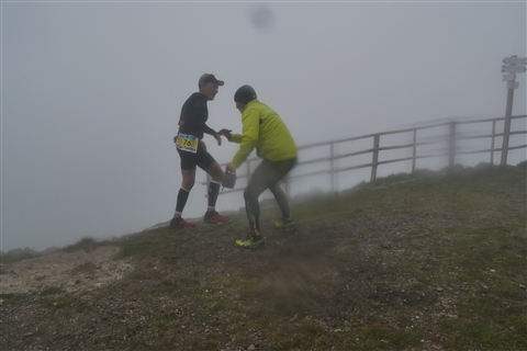 TRAIL di PIZZO San Michele N°3157 FOTO scattate a raffica in VETTA da Peppe Dalessio con nebbia e gran freddo - foto 1205