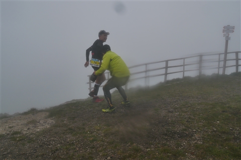 TRAIL di PIZZO San Michele N°3157 FOTO scattate a raffica in VETTA da Peppe Dalessio con nebbia e gran freddo - foto 1208