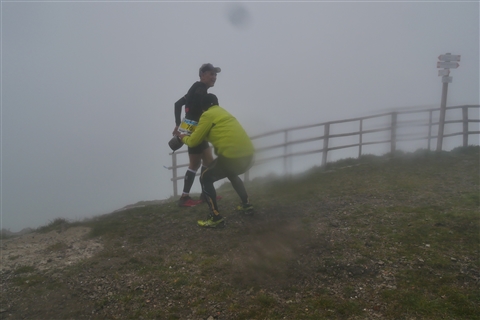 TRAIL di PIZZO San Michele N°3157 FOTO scattate a raffica in VETTA da Peppe Dalessio con nebbia e gran freddo - foto 1209