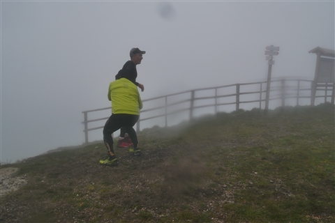 TRAIL di PIZZO San Michele N°3157 FOTO scattate a raffica in VETTA da Peppe Dalessio con nebbia e gran freddo - foto 1217