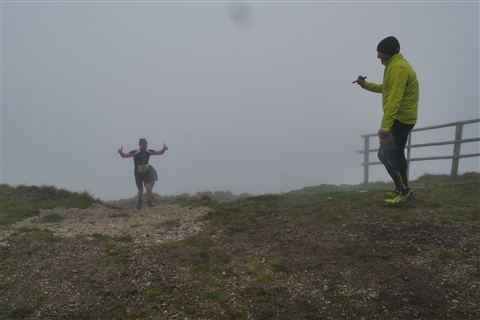 TRAIL di PIZZO San Michele N°3157 FOTO scattate a raffica in VETTA da Peppe Dalessio con nebbia e gran freddo - foto 1222