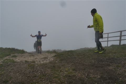 TRAIL di PIZZO San Michele N°3157 FOTO scattate a raffica in VETTA da Peppe Dalessio con nebbia e gran freddo - foto 1232