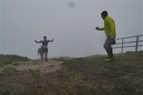 TRAIL di PIZZO San Michele N°3157 FOTO scattate a raffica in VETTA da Peppe Dalessio con nebbia e gran freddo - foto 1234
