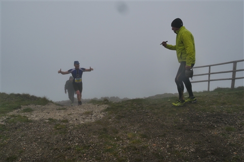 TRAIL di PIZZO San Michele N°3157 FOTO scattate a raffica in VETTA da Peppe Dalessio con nebbia e gran freddo - foto 1235