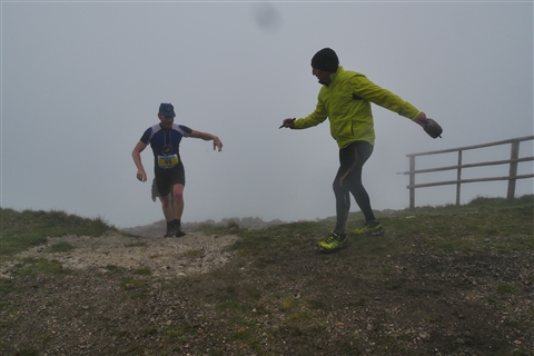 TRAIL di PIZZO San Michele N°3157 FOTO scattate a raffica in VETTA da Peppe Dalessio con nebbia e gran freddo - foto 1247