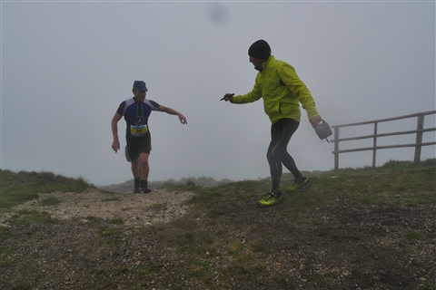 TRAIL di PIZZO San Michele N°3157 FOTO scattate a raffica in VETTA da Peppe Dalessio con nebbia e gran freddo - foto 1248