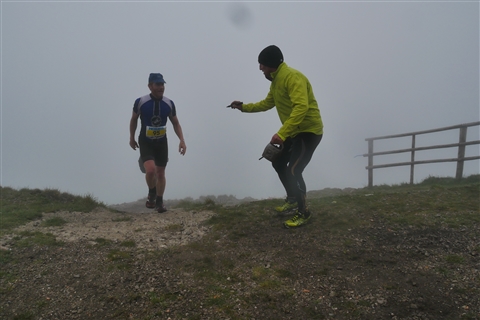 TRAIL di PIZZO San Michele N°3157 FOTO scattate a raffica in VETTA da Peppe Dalessio con nebbia e gran freddo - foto 1250