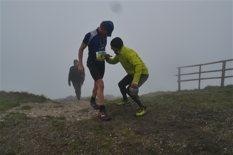 TRAIL di PIZZO San Michele N°3157 FOTO scattate a raffica in VETTA da Peppe Dalessio con nebbia e gran freddo - foto 1260