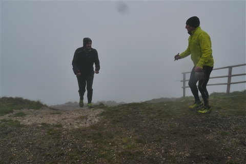 TRAIL di PIZZO San Michele N°3157 FOTO scattate a raffica in VETTA da Peppe Dalessio con nebbia e gran freddo - foto 1277