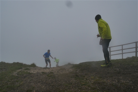 TRAIL di PIZZO San Michele N°3157 FOTO scattate a raffica in VETTA da Peppe Dalessio con nebbia e gran freddo - foto 1292