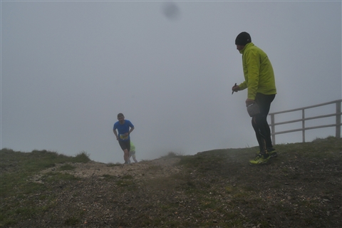 TRAIL di PIZZO San Michele N°3157 FOTO scattate a raffica in VETTA da Peppe Dalessio con nebbia e gran freddo - foto 1295
