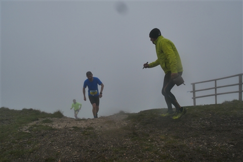 TRAIL di PIZZO San Michele N°3157 FOTO scattate a raffica in VETTA da Peppe Dalessio con nebbia e gran freddo - foto 1303