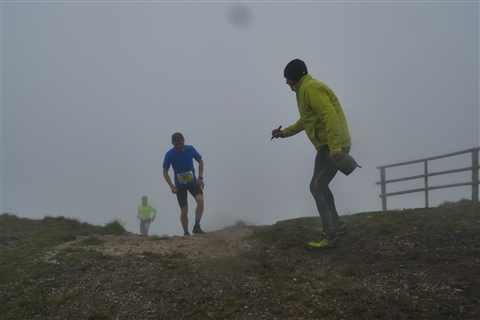 TRAIL di PIZZO San Michele N°3157 FOTO scattate a raffica in VETTA da Peppe Dalessio con nebbia e gran freddo - foto 1305