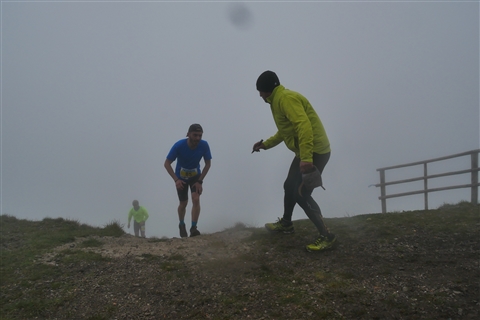 TRAIL di PIZZO San Michele N°3157 FOTO scattate a raffica in VETTA da Peppe Dalessio con nebbia e gran freddo - foto 1309