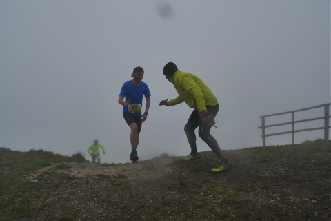 TRAIL di PIZZO San Michele N°3157 FOTO scattate a raffica in VETTA da Peppe Dalessio con nebbia e gran freddo - foto 1312