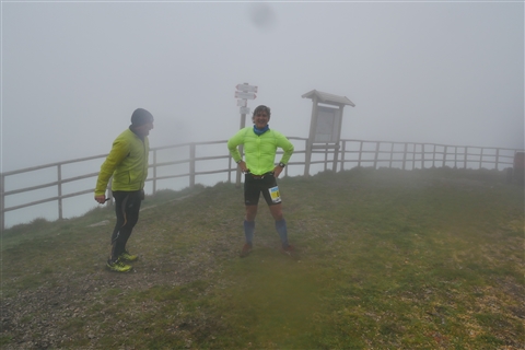 TRAIL di PIZZO San Michele N°3157 FOTO scattate a raffica in VETTA da Peppe Dalessio con nebbia e gran freddo - foto 1370