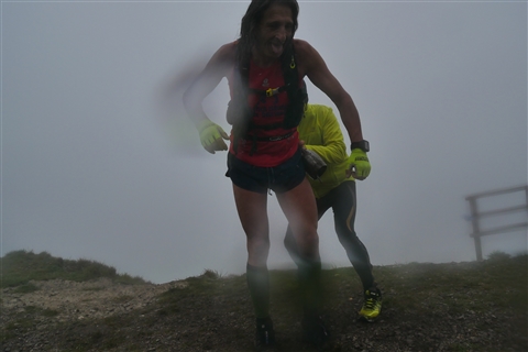 TRAIL di PIZZO San Michele N°3157 FOTO scattate a raffica in VETTA da Peppe Dalessio con nebbia e gran freddo - foto 1398