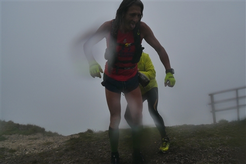 TRAIL di PIZZO San Michele N°3157 FOTO scattate a raffica in VETTA da Peppe Dalessio con nebbia e gran freddo - foto 1399