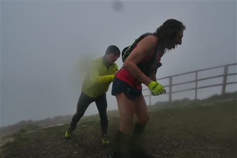 TRAIL di PIZZO San Michele N°3157 FOTO scattate a raffica in VETTA da Peppe Dalessio con nebbia e gran freddo - foto 1407