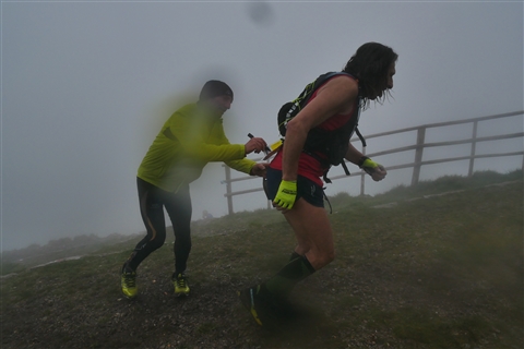 TRAIL di PIZZO San Michele N°3157 FOTO scattate a raffica in VETTA da Peppe Dalessio con nebbia e gran freddo - foto 1409