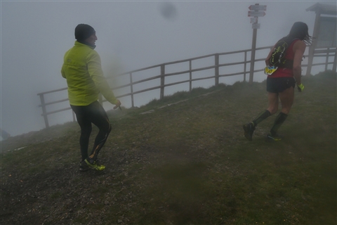TRAIL di PIZZO San Michele N°3157 FOTO scattate a raffica in VETTA da Peppe Dalessio con nebbia e gran freddo - foto 1418